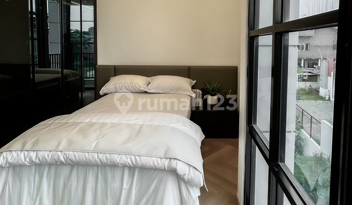 Rumah 2 Lantai Amerika Klasik 15jtan/bulan 2