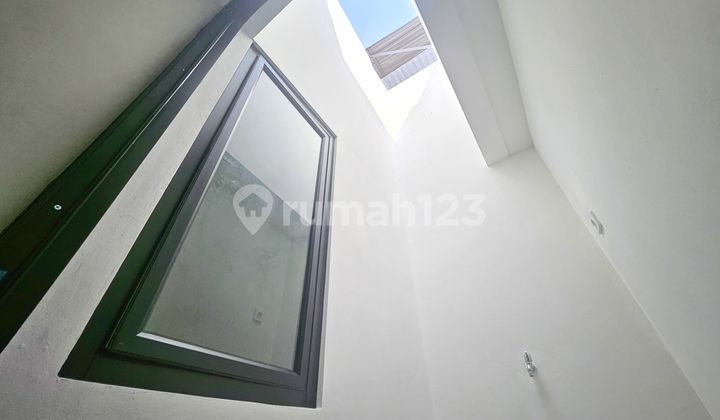 Rumah Elit Modern di Sektor V Pondok Ungu Siap Huni (4780 SV) 2