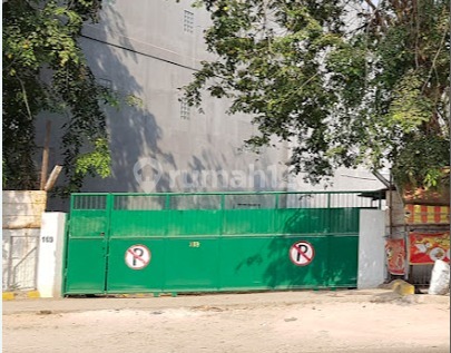 Hot Deal! Warehouse for Sale in a Strategic Location Jakarta 73684 Ds