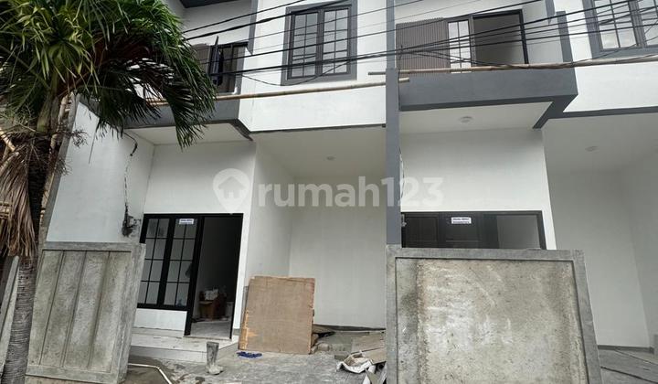 Rumah Strategis dan Nyaman di Harapan Indah (13724 Mia) 1