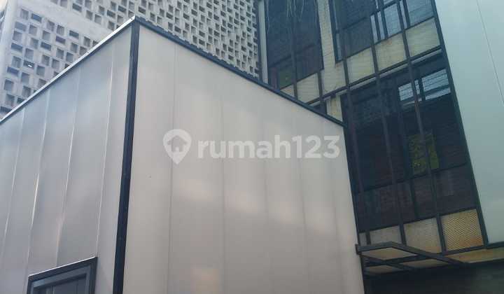 Pekantoran di Lokasi Strategis Kemanggisan Jakarta Barat
