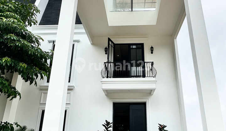 Rumah 3 Lantai Ada Kolam Renang & Rooftop di Bintaro Pesanggrahan Jakarta Selatan Rumah 3 Lantai Ada Kolam Renang & Rooftop di Bintaro Pesanggrahan Jakarta Selatan