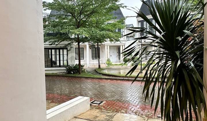 Townhouse 2 Lantai Siap Huni Dekat Statiun KRL Jurang Mangu