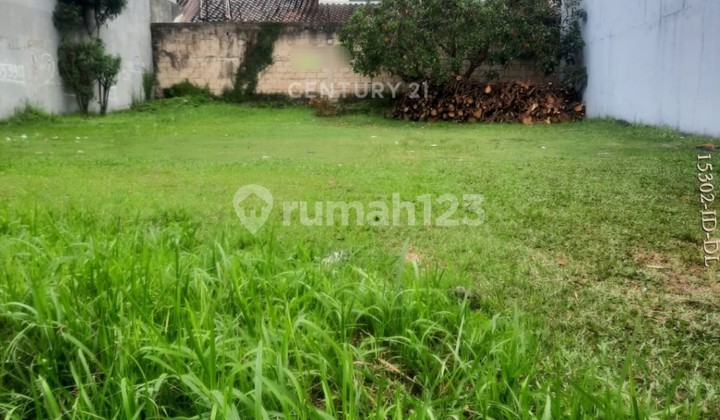 Ready-to-Build Plot in Strategic Location at Bintaro Jaya Sector 6 Ready-to-Build Plot in Strategic Location at Bintaro Jaya Sector 6