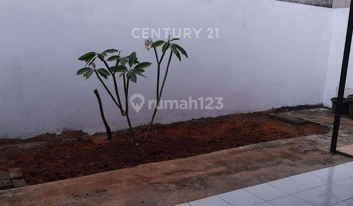 Dijual Rumah 2 Lantai Terawat Baik Di Serpong Park BSD 2