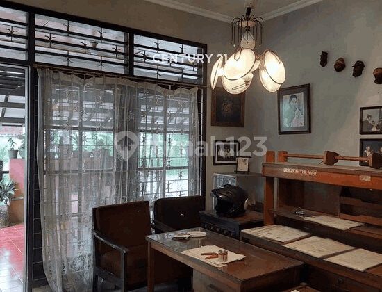 For Sale Hook House on Boulevard Street Sector 1 Bintaro Jaya