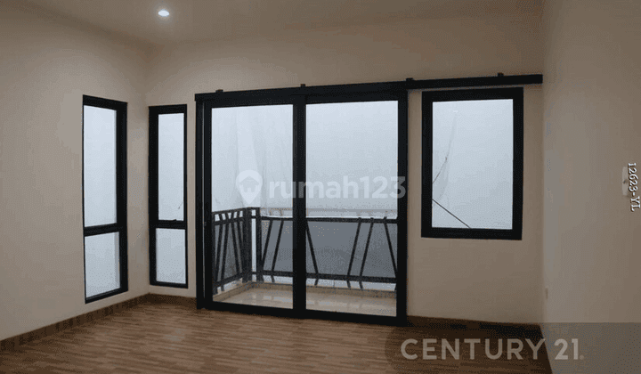 Dijual Rumah Brandnew 3 Lantai Minimalis Di Bukit Nusa Indah 2