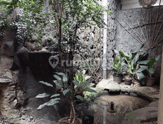 Dijual Rumah Hook di Jalan Boulevard Sektor 1 Bintaro Jaya 2