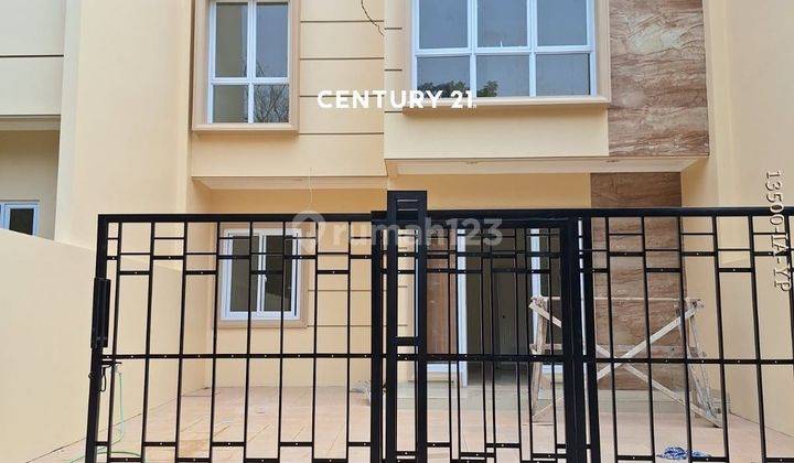 Rumah Brandnew Modern Minimalis Depan Taman Sedang Finishing 1