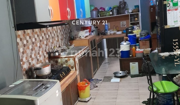 Dijual Rumah 1 Lantai Posisi Hook di Reni Jaya 2