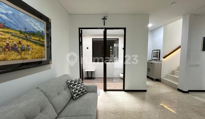 For Rent Hook House in Zora, BSD 9.55X15 2