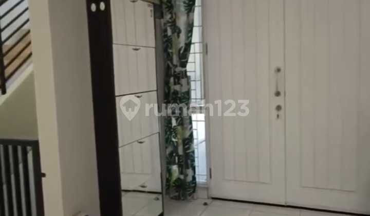 Dijual Rumah di Cluster Premium di Sevilla, Bsd 8X16 Dijual Rumah di Cluster Premium di Sevilla, Bsd 8X16