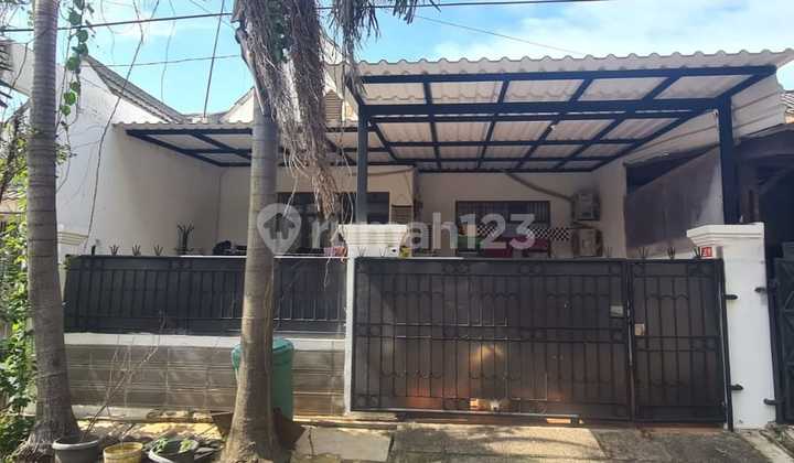 Dijual Rumah Standard di Kencana Loka, Bsd Dijual Rumah Standard di Kencana Loka, Bsd