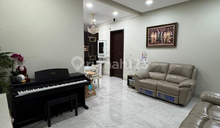 Dijual Cepat Rumah 2 Lantai Lt. 160 (8X200) Lb. 200 Cluster Chadna The Avani Bsd City 4+1 Km Semi Furnish 2