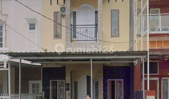 House ready to move in within CCK cluster for residence or investment.