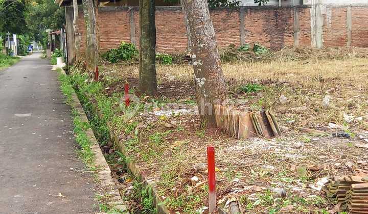 Kavling Murah Legok, Tangerang. 200 Meter Alun-Alun Legok. SHM