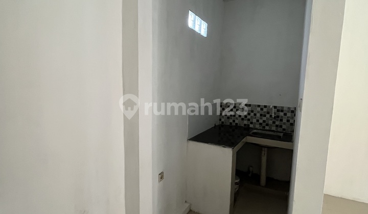 Simple House with SHM in Jati Asih, Bekasi Negotiable Simple House with SHM in Jati Asih, Bekasi Negotiable