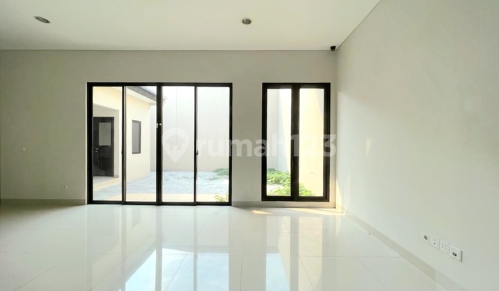 Rumah Illustria The Eminent Bsd Rumah Rapih Siap Huni  2