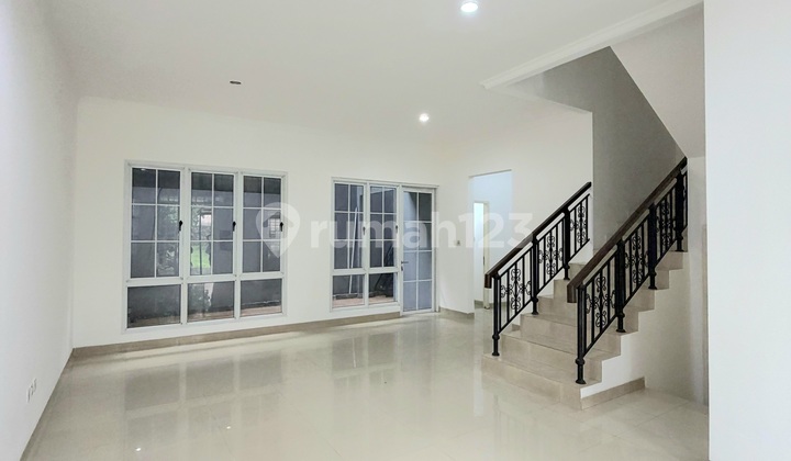 Menaggio Village Gading Serpong, Good, Quick Sale, Ready to Occupy 2