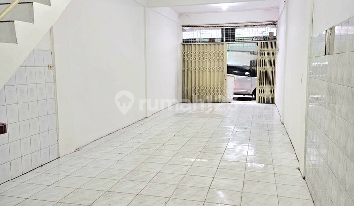 Rumah Murah dan Bagus Lokasi Jalan Mandala 2
