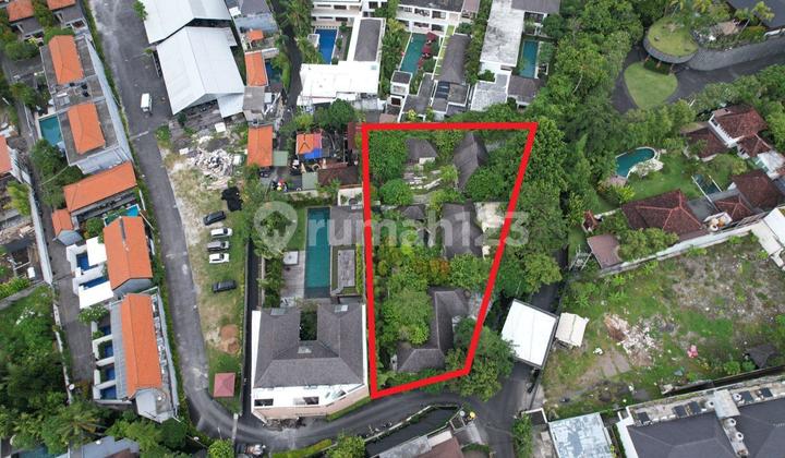 Premium Land Petitenget Kerobokan Badung