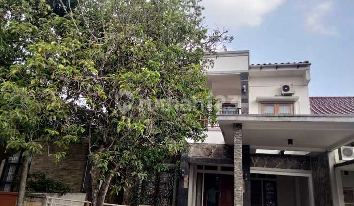 For Rent Semi-furnished House in Kencana Loka BSD For Rent Semi-furnished House in Kencana Loka BSD