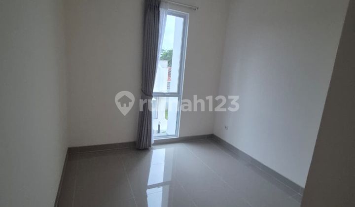 Price Negotiable Until Deal! Hoek Fresco Gading Serpong House for Sale Price Negotiable Until Deal! Hoek Fresco Gading Serpong House for Sale