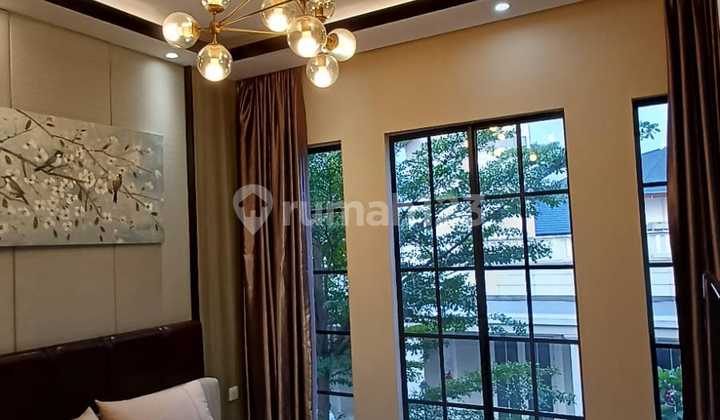 Lavon Swancity di Jantung Kota Mandiri Suvarna Sutera