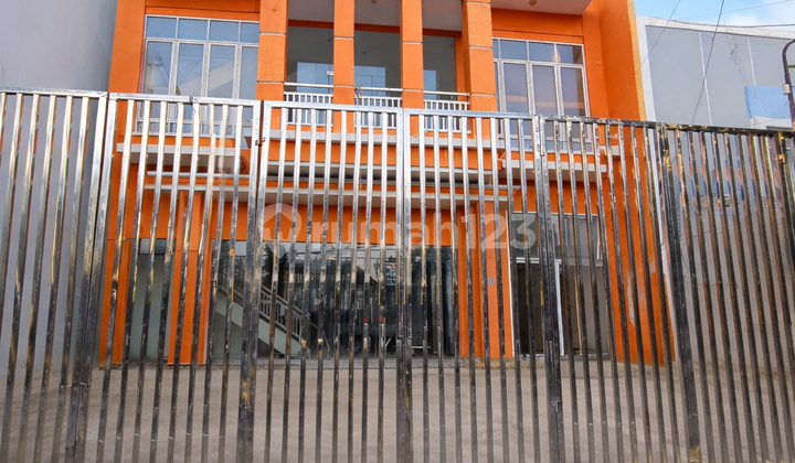 3-Storey Commercial Building in a Super Strategic Location on Raya Ngagel Jaya Street, Close to Gubeng, Near Manyar, Near Kertaya 3-Storey Commercial Building in a Super Strategic Location on Raya Ngagel Jaya Street, Close to Gubeng, Near Manyar, Near Kertaya