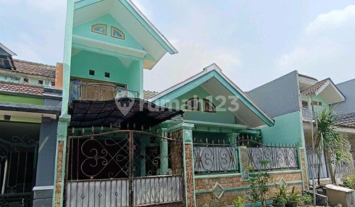 Nice House Ready to Live in Pondok Tjandra Location