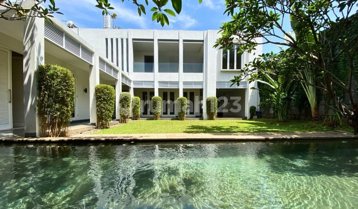 Rumah Tropical Modern  1