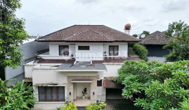 Rumah Lokasi Strategis Siap Huni