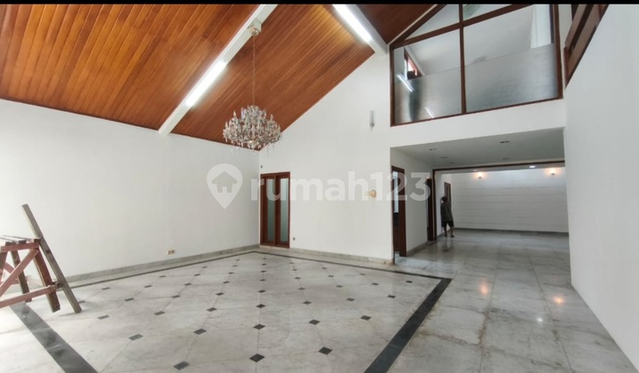 Rumah Lokasi Dekat Blok M  2