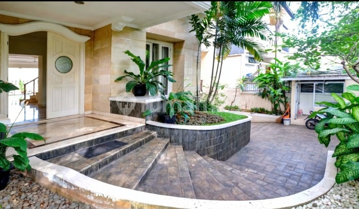 Classic American Serene House in Pondok Indah 2