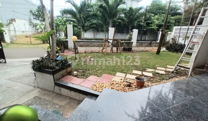 Pondok Indah House Quiet Location 2