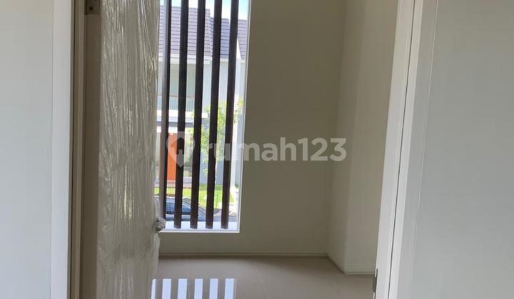 For Sale Northwest Park 8X15 Row 12M Good 2