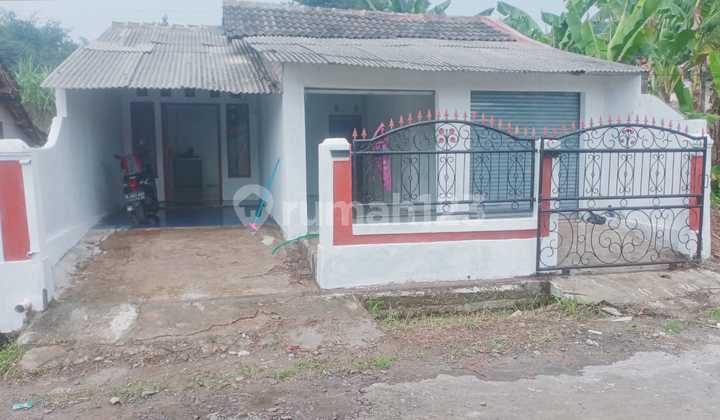 Dijual Rumah di Kompleks Griya Salak Asri, Cinangka, Kabupaten Bogor