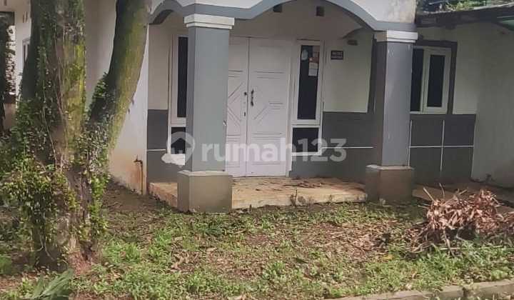 Dijual Rumah di Kompleks Perumahan Persada Depok, Jl Persada Depok, Cimpaeun, Tapos, Depok 2