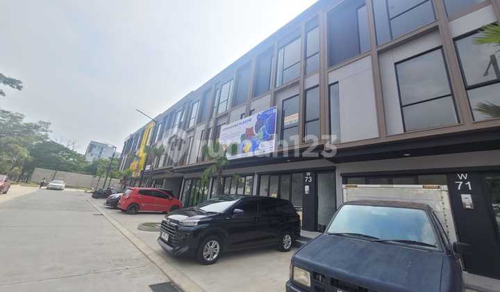 Strategic Shophouse for Rent in Lippo Cikarang!! 1