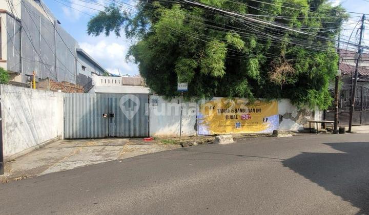 House, 1 Floor, Freehold Title, Near City Bus Access, in Kebayoran Baru House, 1 Floor, Freehold Title, Near City Bus Access, in Kebayoran Baru