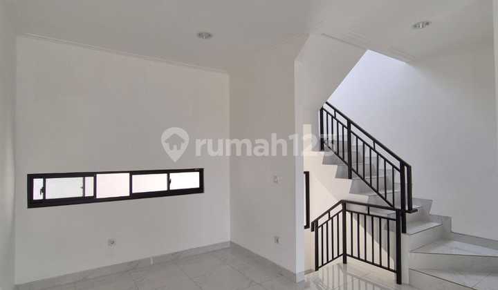 Disewakan Cepat Rumah Golf Island Siap Huni