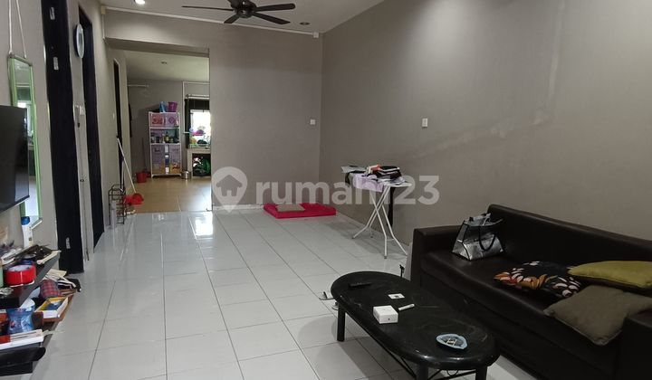 Disewakan Rumah Royal Grande Full Furnished Siap Huni 2