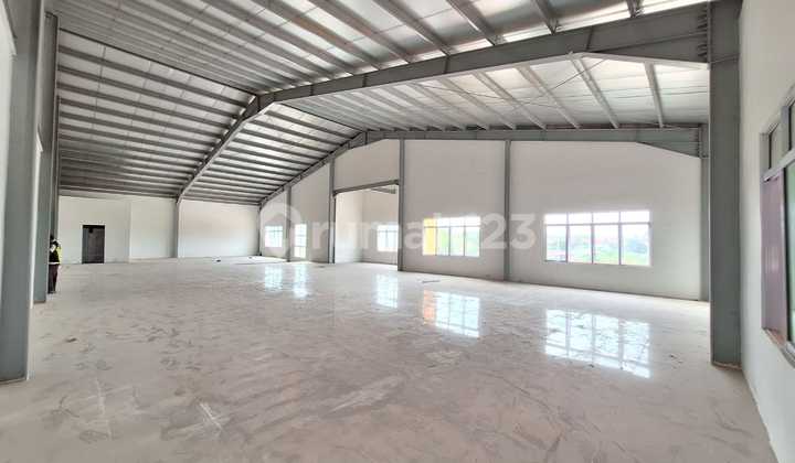 Warehouse for Rent in Batu Ampar Near Port, Ready to Use
