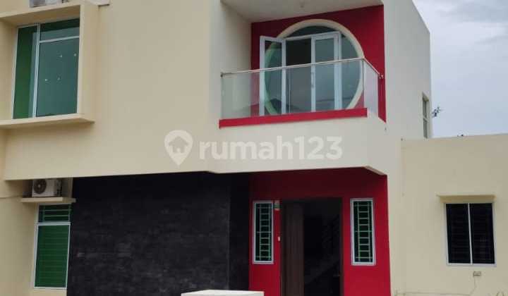 Dijual Rumah 2 Lantai Hook Oriental Pasir Putih Siap Huni Dijual Rumah 2 Lantai Hook Oriental Pasir Putih Siap Huni