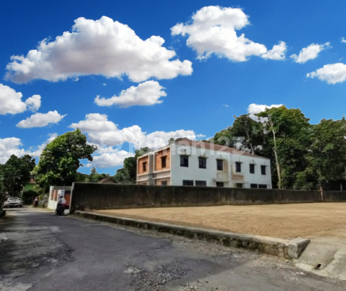 Yogyakarta Land in UII Campus Area, Ready to Build with Freehold Land Certificate.