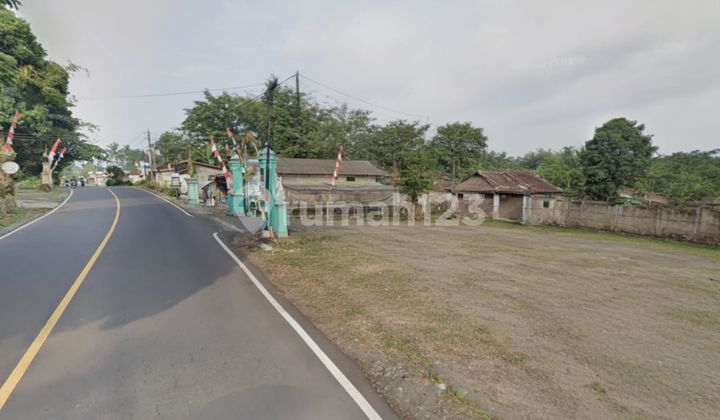 Tanah Dijual Jogja Tepi Jalan Raya Dekat Kopi Klothok dan Kampus Uii, Legalitas SHM Pekarangan