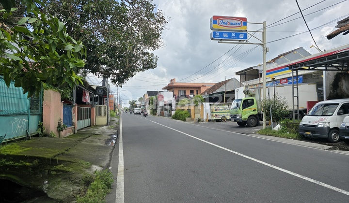 Tanah Jogja Tepi Jalan Dekat Hotel Hyatt, Legalitas SHM Pekarangan dan Siap Bangun