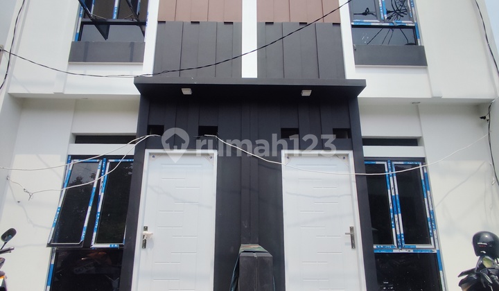 Dijual Rumah Baru 2 Lantai Dalam Gang di Cempaka Putih Timur