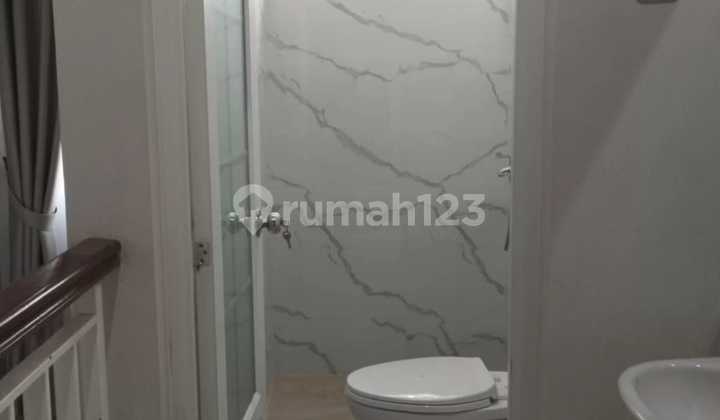 For Sale 2-Story House in a Very Strategic Location in Percetakan Negara, Central Jakarta