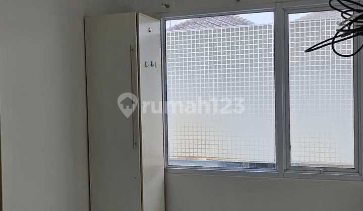 Disewakan Rumah Rapi di Virginia 2